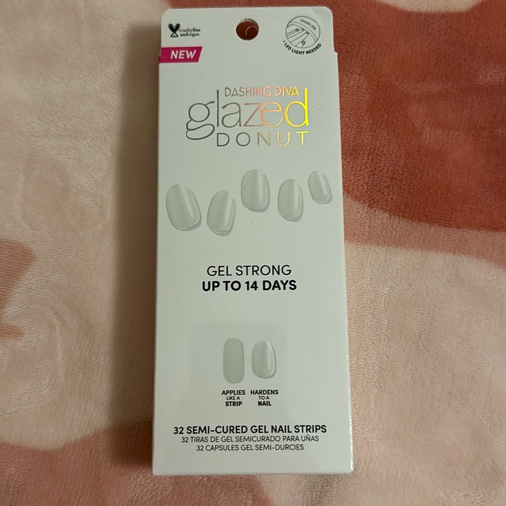Dashing Diva Glazed Donut Swiss Alps Semi Cured Gel Nail Strips